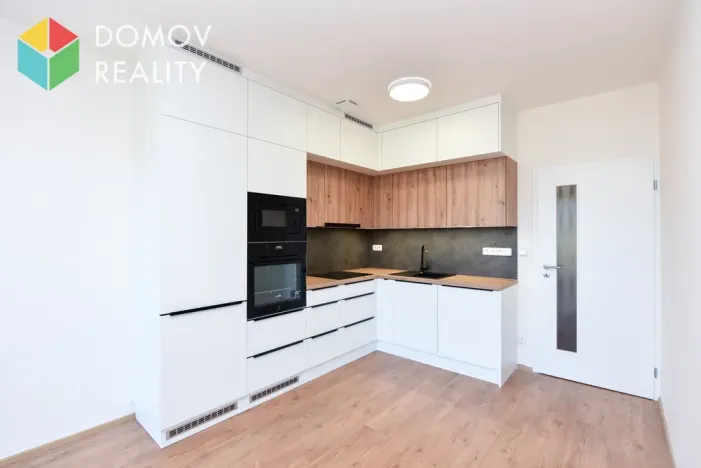 Pronájem bytu 1+kk, Beroun, Nepilova, 49 m2