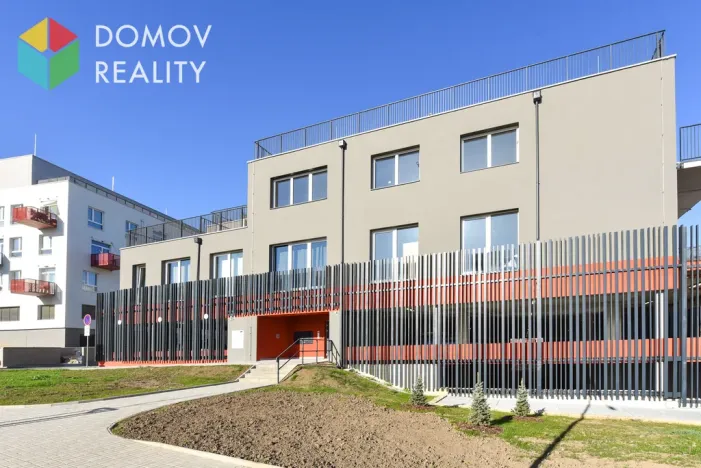 Pronájem bytu 1+kk, Beroun, Nepilova, 49 m2