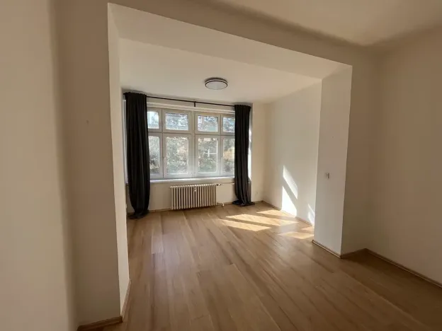 Pronájem bytu 3+1, Praha - Vysočany, Poděbradská, 74 m2