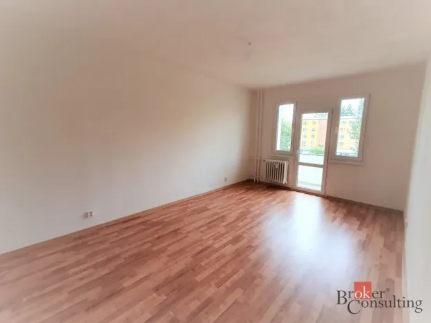 Prodej bytu 3+1, Nová Role, 1. máje, 70 m2