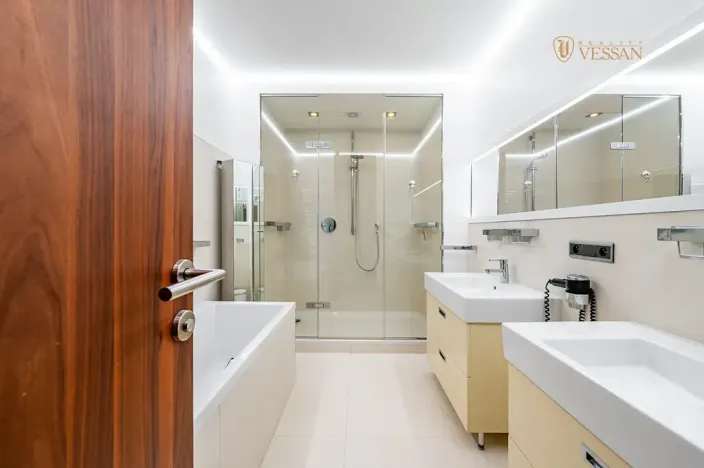 Prodej vily, Praha - Břevnov, Zeyerova alej, 473 m2