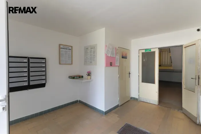 Prodej bytu 2+1, Děčín - Děčín XXXII-Boletice nad Labem, Přímá, 58 m2