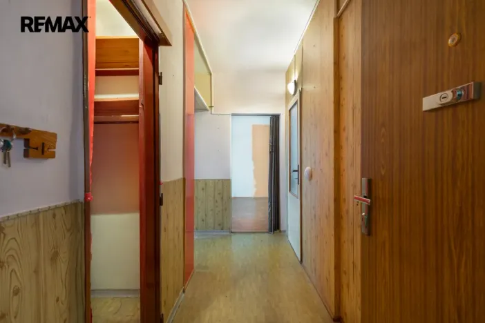 Prodej bytu 2+1, Děčín - Děčín XXXII-Boletice nad Labem, Přímá, 58 m2