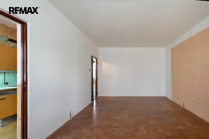 Prodej bytu 2+1, Děčín - Děčín XXXII-Boletice nad Labem, Přímá, 58 m2