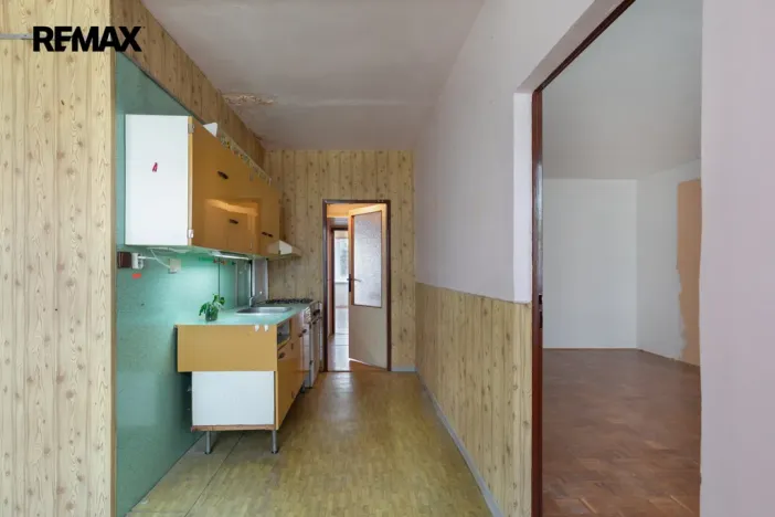 Prodej bytu 2+1, Děčín - Děčín XXXII-Boletice nad Labem, Přímá, 58 m2