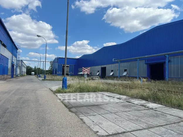 Pronájem výrobních prostor, Benešov, Černoleská, 1950 m2