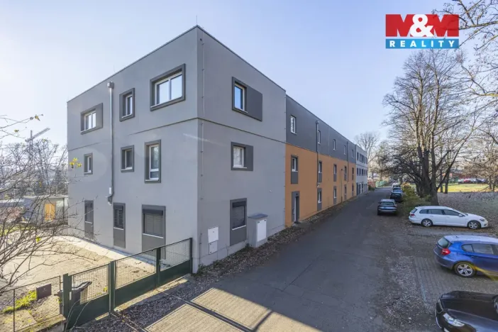 Pronájem bytu 1+kk, Praha - Vysočany, 17 m2