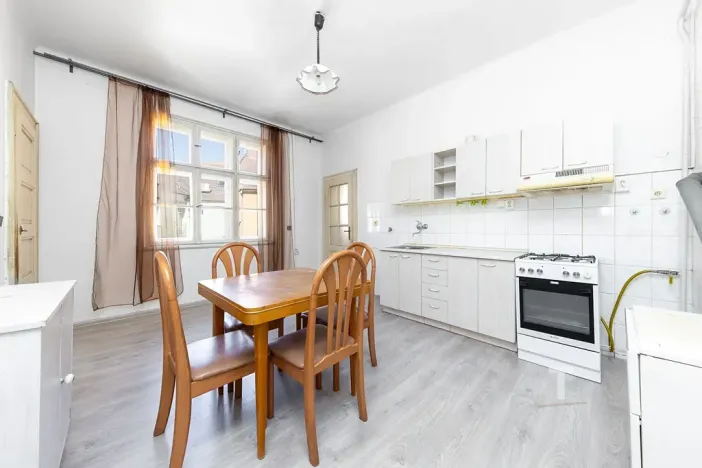 Prodej bytu 1+1, Hodonín, Úprkova, 64 m2