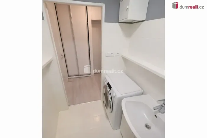 Pronájem bytu 2+kk, Praha - Smíchov, Pod Hybšmankou, 38 m2