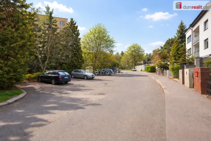 Pronájem bytu 2+kk, Praha - Smíchov, Pod Hybšmankou, 38 m2