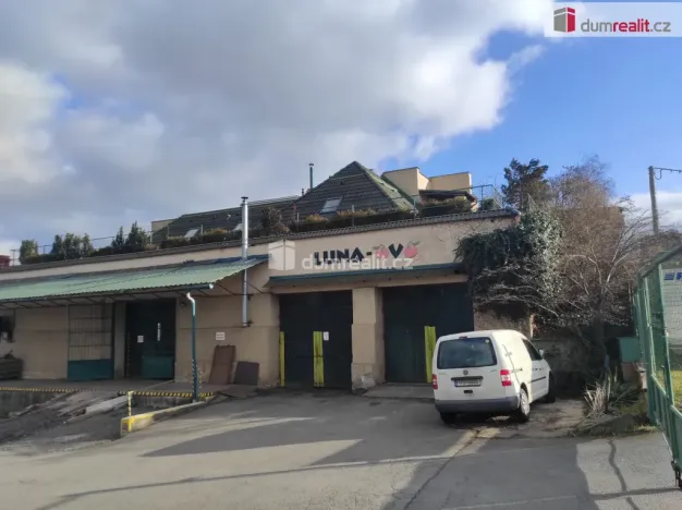 Pronájem komerční nemovitosti, Opava - Předměstí, Vančurova, 500 m2