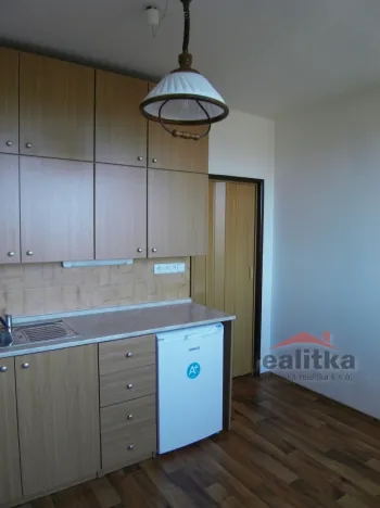 Pronájem bytu 1+1, Opava - Kateřinky, Holasická, 37 m2