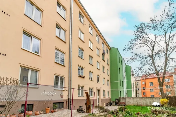 Prodej bytu 1+1, Praha - Libeň, V zahradách, 29 m2