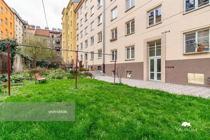 Prodej bytu 1+1, Praha - Libeň, V zahradách, 29 m2