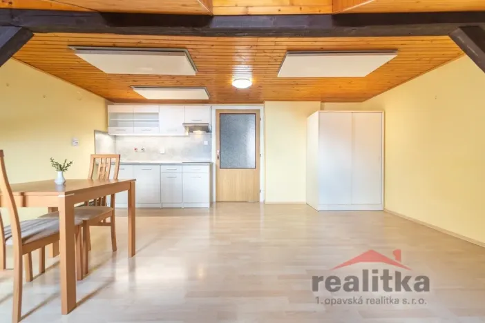 Pronájem bytu 2+kk, Opava - Předměstí, Pekařská, 47 m2