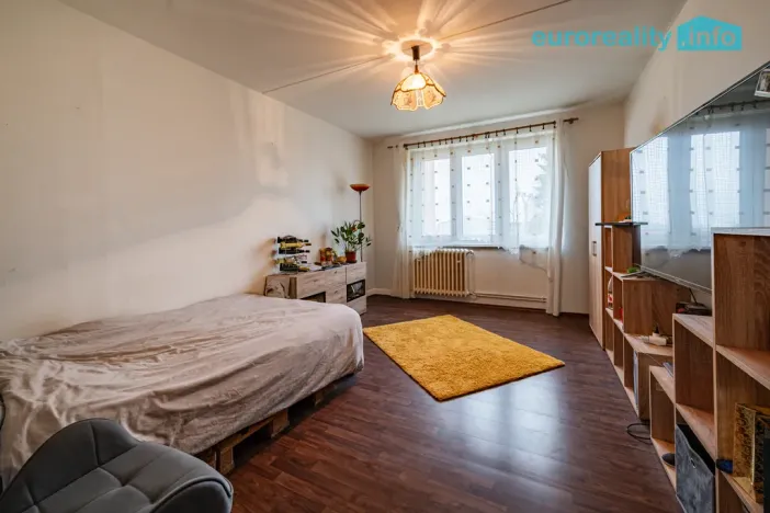 Prodej bytu 3+1, Chodský Újezd, 78 m2