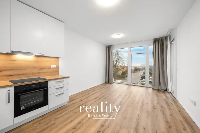 Pronájem bytu 2+kk, Znojmo, Jarošova, 46 m2