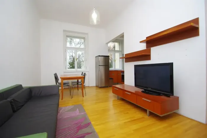 Pronájem bytu 2+kk, Praha - Vinohrady, Korunní, 60 m2