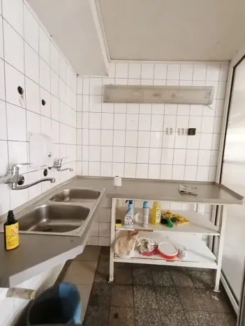 Pronájem obchodního prostoru, Hradec Králové, Mostecká, 296 m2