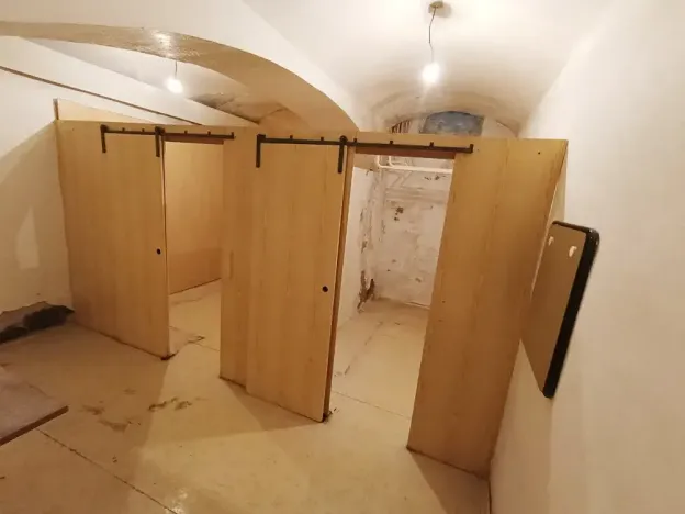 Pronájem obchodního prostoru, Hradec Králové, Mostecká, 296 m2