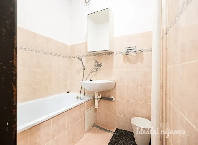 Pronájem bytu 2+kk, Praha - Hostivař, Záveská, 38 m2