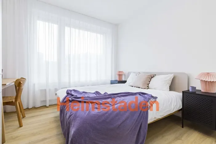 Pronájem bytu 2+kk, Praha - Holešovice, U Pergamenky, 48 m2