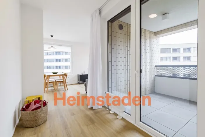 Pronájem bytu 2+kk, Praha - Holešovice, U Pergamenky, 48 m2