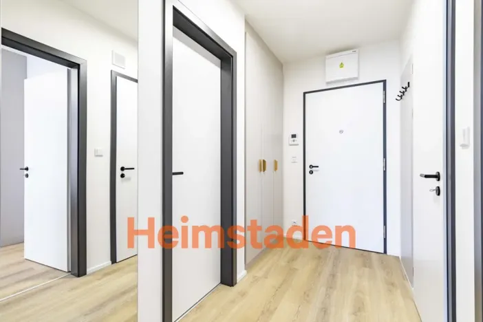 Pronájem bytu 2+kk, Praha - Holešovice, U Pergamenky, 59 m2