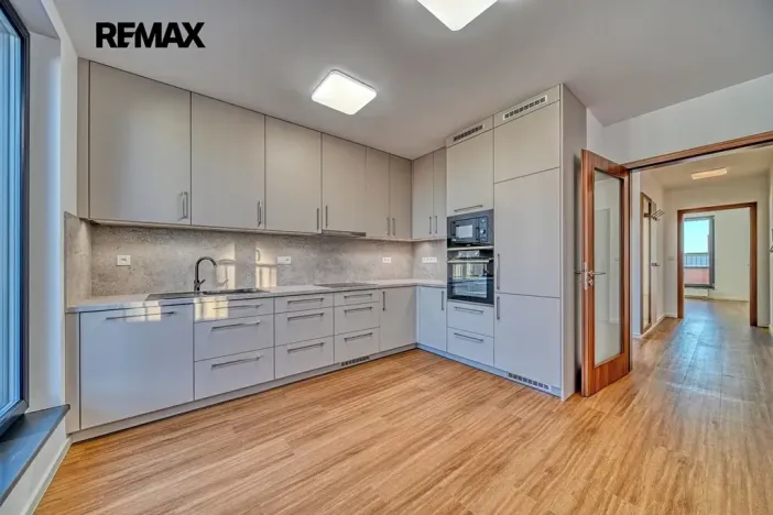 Pronájem bytu 2+kk, Kolín, Janovická, 61 m2