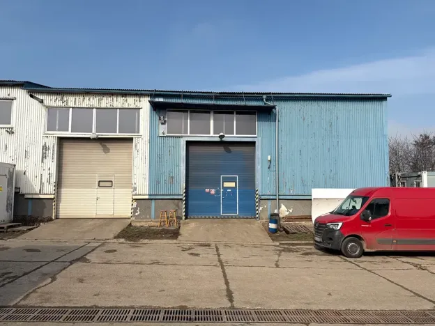 Pronájem výrobních prostor, Praha - Uhříněves, Přátelství, 260 m2