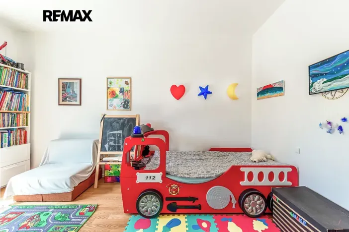 Pronájem rodinného domu, Praha - Dejvice, V Šáreckém údolí, 201 m2