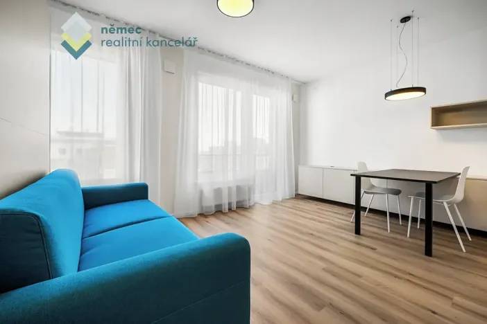 Pronájem bytu 1+kk, Praha - Kamýk, Hodkovická, 30 m2