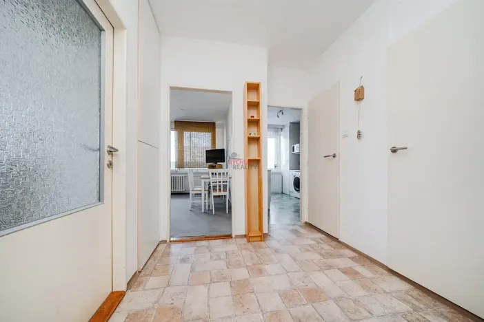 Prodej bytu 3+1, Ostrava, Mojmírovců, 67 m2