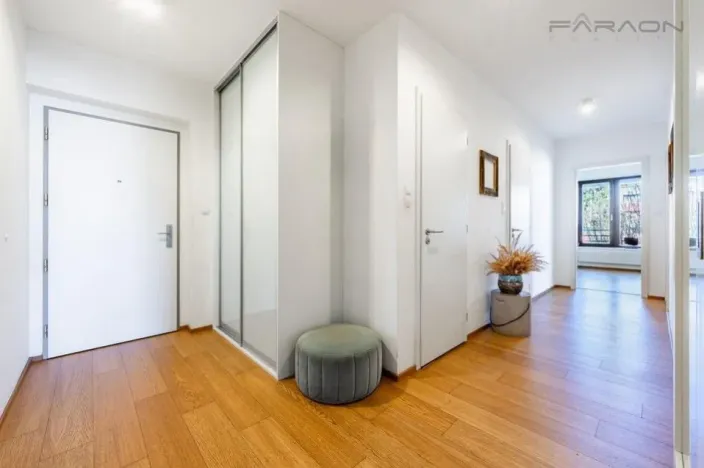 Prodej bytu 3+kk, Praha - Hloubětín, Nademlejnská, 79 m2