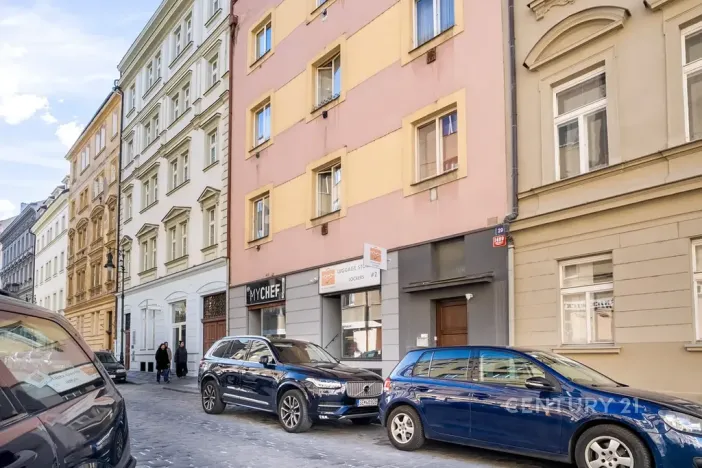 Pronájem bytu 1+1, Praha - Nové Město, Truhlářská, 38 m2