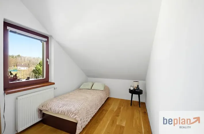 Prodej rodinného domu, Kamenice, Lomená, 161 m2