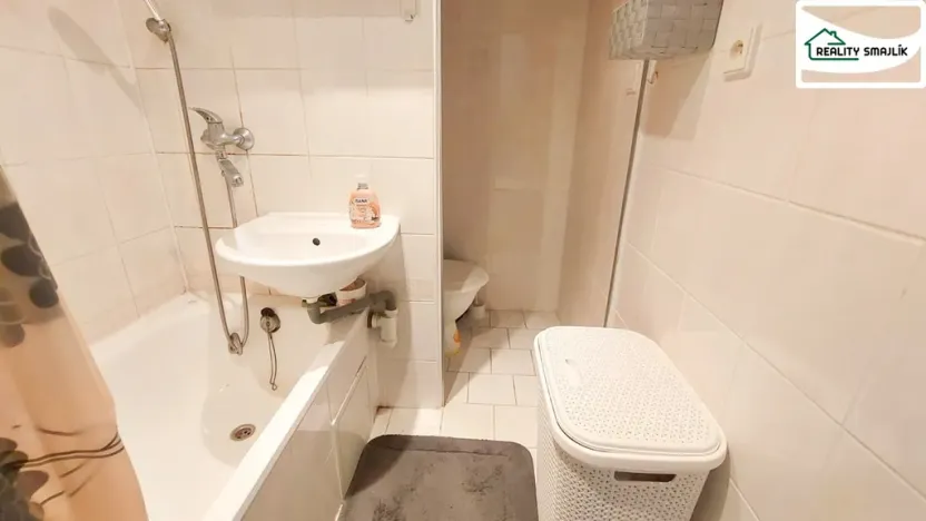 Prodej bytu 1+1, Cheb, Přátelství, 33 m2