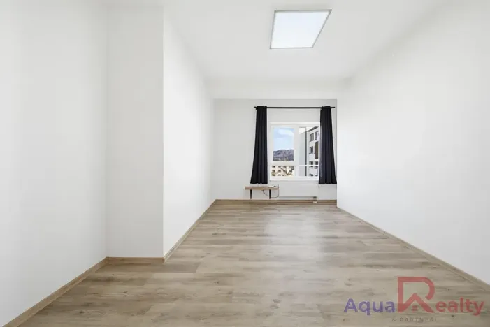 Pronájem bytu 3+kk, Karlovy Vary, Dubová, 83 m2