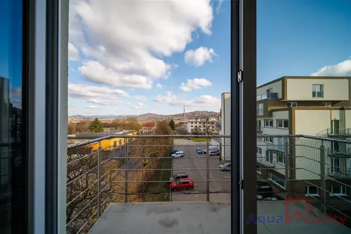 Pronájem bytu 3+kk, Karlovy Vary, Dubová, 83 m2