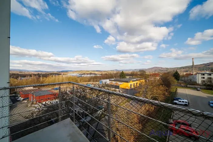 Pronájem bytu 3+kk, Karlovy Vary, Dubová, 83 m2