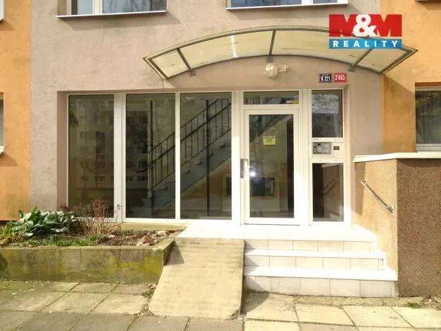 Pronájem bytu 2+1, Kladno - Kročehlavy, Francouzská, 47 m2