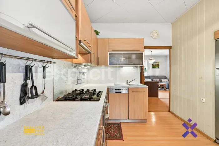 Prodej bytu 3+1, Bánov, 76 m2