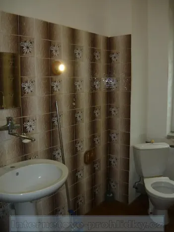 Pronájem pokoje, Praha - Kobylisy, Mašínova, 16 m2