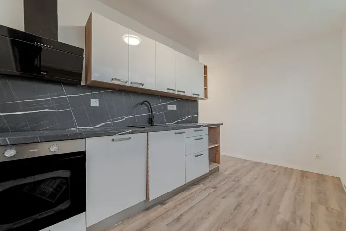 Prodej bytu 3+1, Ostrava, Václava Košaře, 68 m2