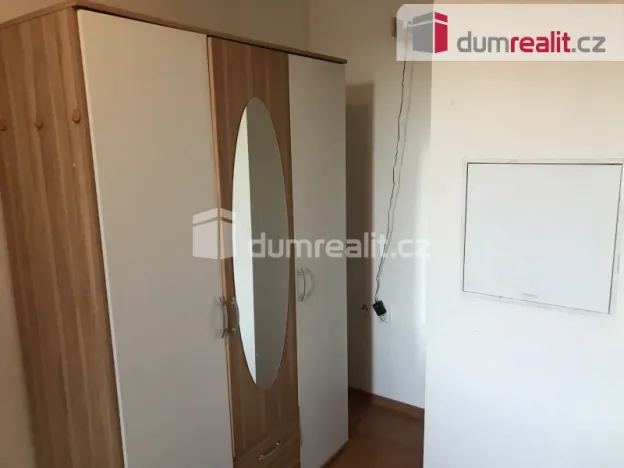 Pronájem bytu 3+kk, Praha - Kobylisy, Zenklova, 50 m2