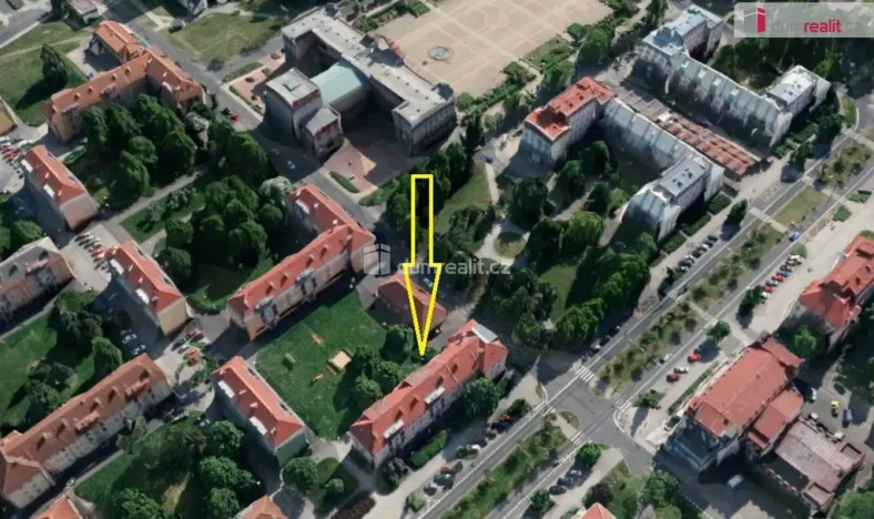 Prodej bytu 2+1, Ostrov, Hlavní třída, 75 m2