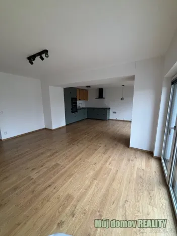 Pronájem rodinného domu, Praha - Klánovice, Lovčická, 120 m2