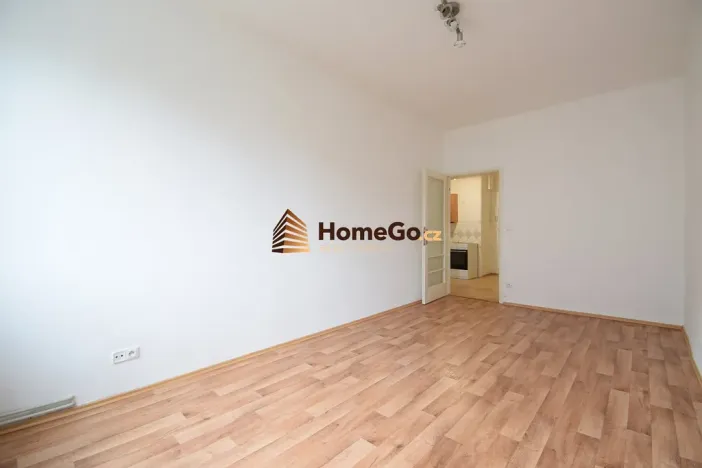 Pronájem bytu 2+1, Praha - Nusle, U gymnázia, 62 m2