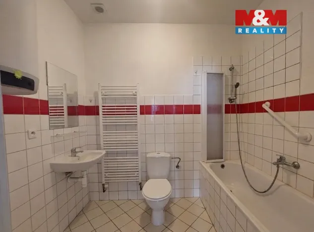 Pronájem bytu 2+kk, Kolín - Kolín I, Husova, 35 m2