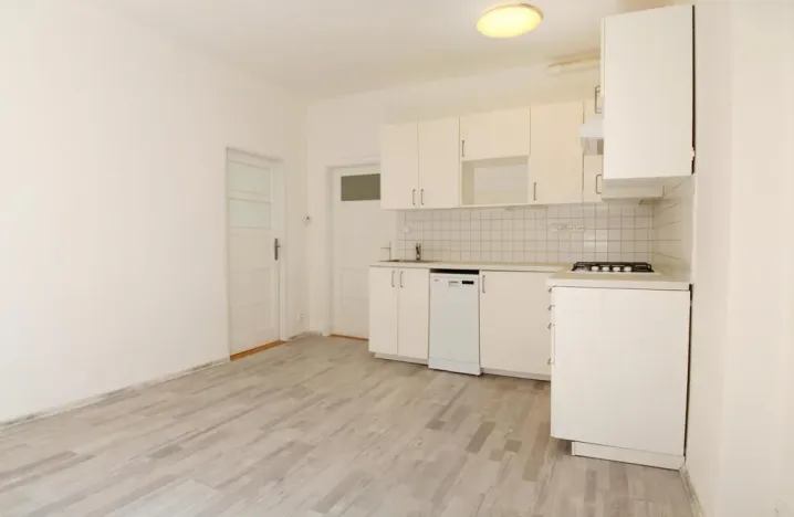 Prodej bytu 2+kk, Praha - Žižkov, Žerotínova, 35 m2